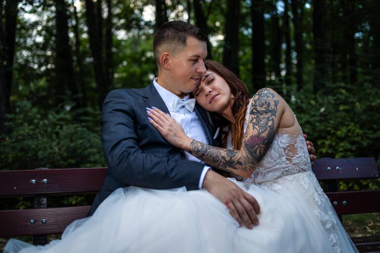 ZAMEK W CZCHOWIE SESJA POŚLUBNA PAULINY I JACKA